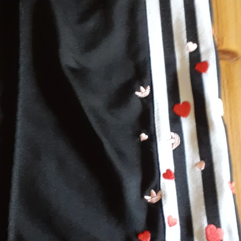 Adidas Women's Track Pant Love Heart Detail - Picture 7 of 10